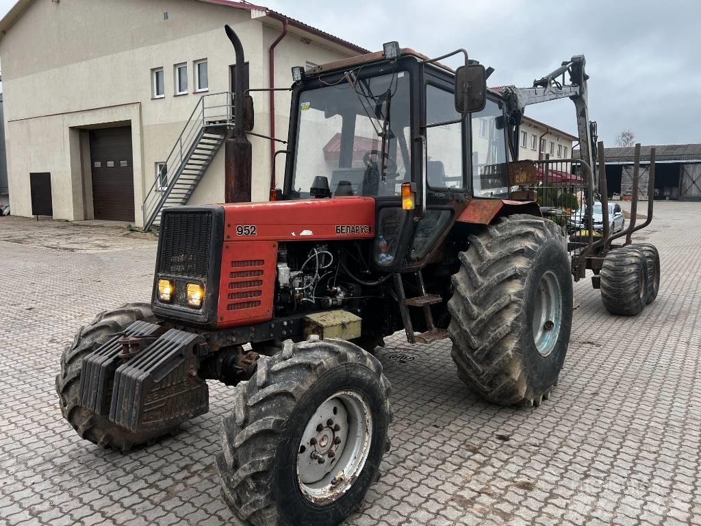 MTZ 952 임업용 트랙터