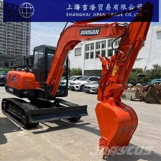 Doosan DH 55 소형 굴삭기 7톤 미만