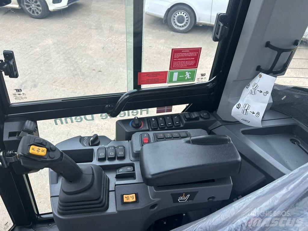 CAT 906  휠로우더