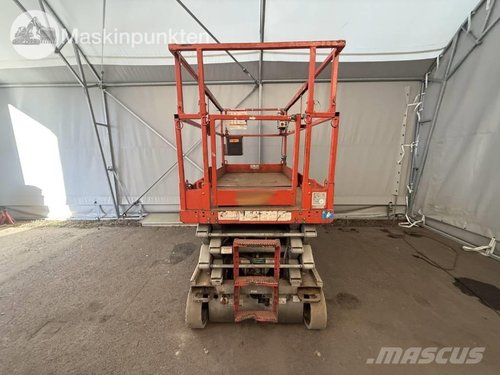 SkyJack SJ III 4626 가위형 리프트