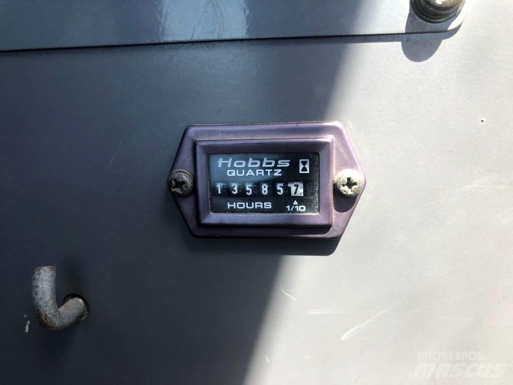 Manitowoc 10000 트랙 크레인
