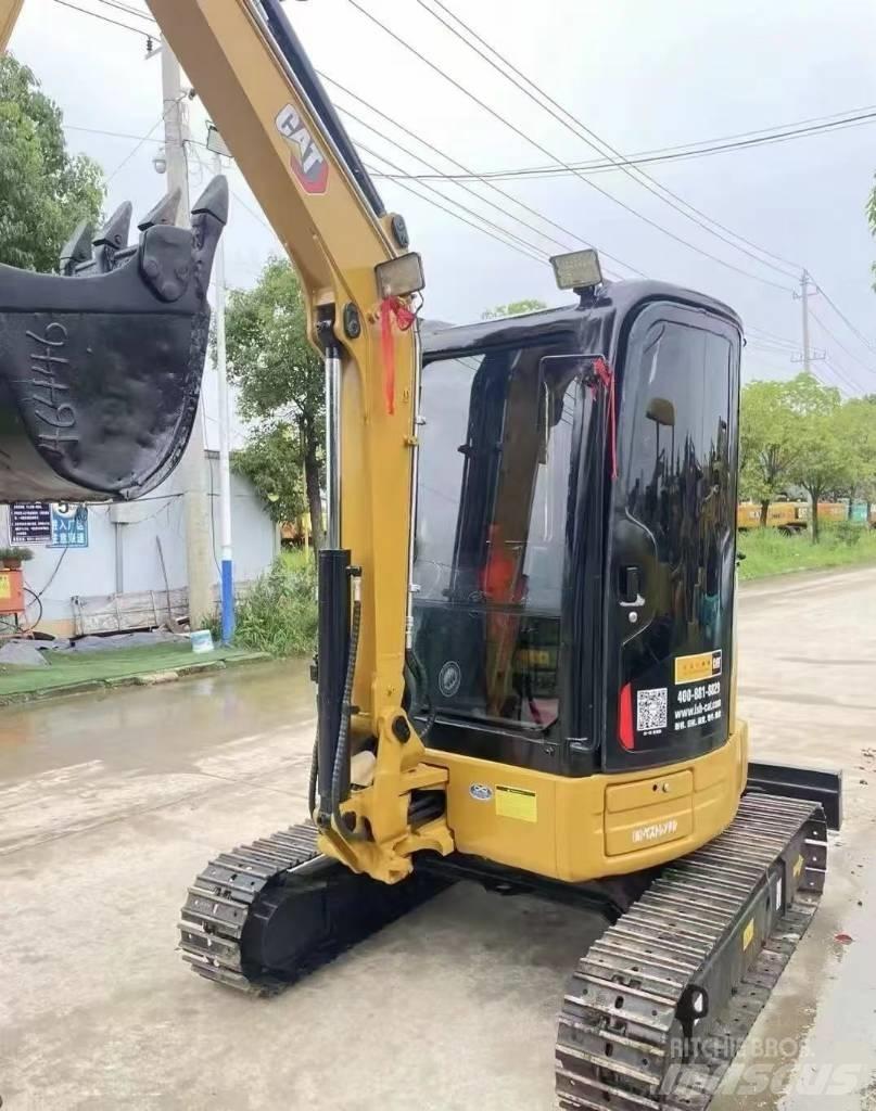 CAT 303.5 D CR 소형 굴삭기 7톤 미만