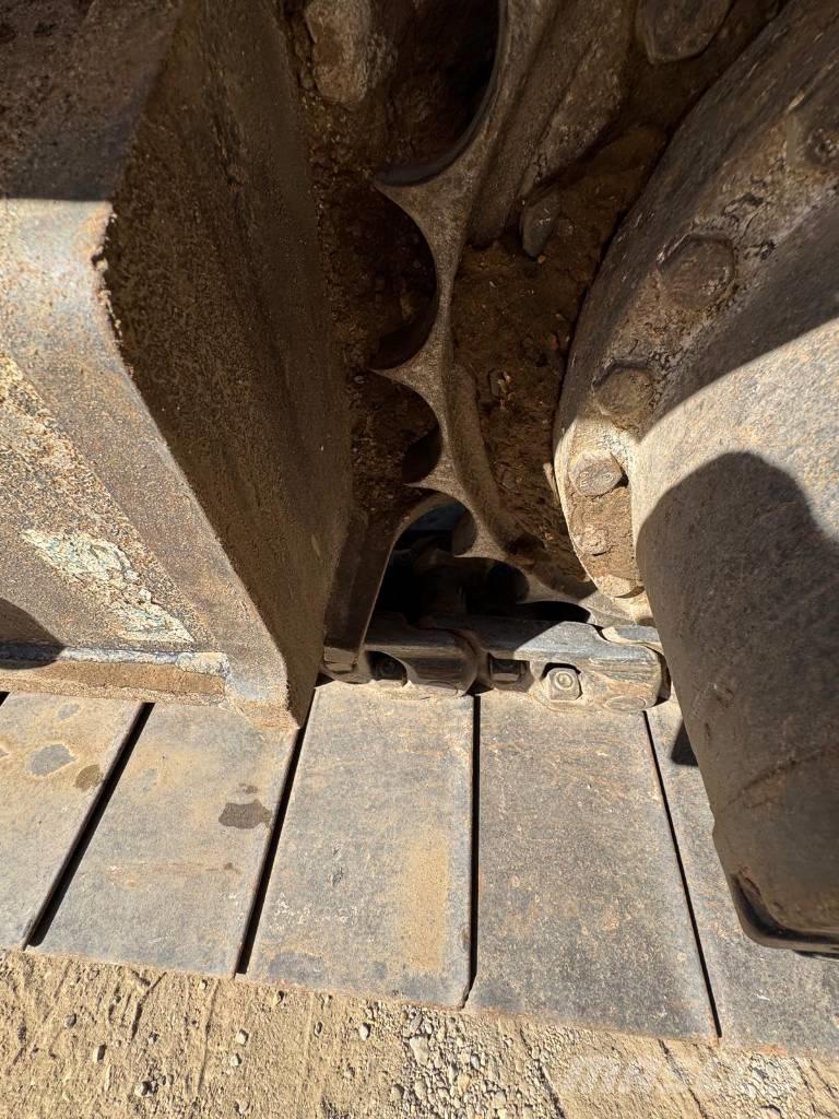 Hitachi ZX 210 LC-6 대형 굴삭기 29톤 이상