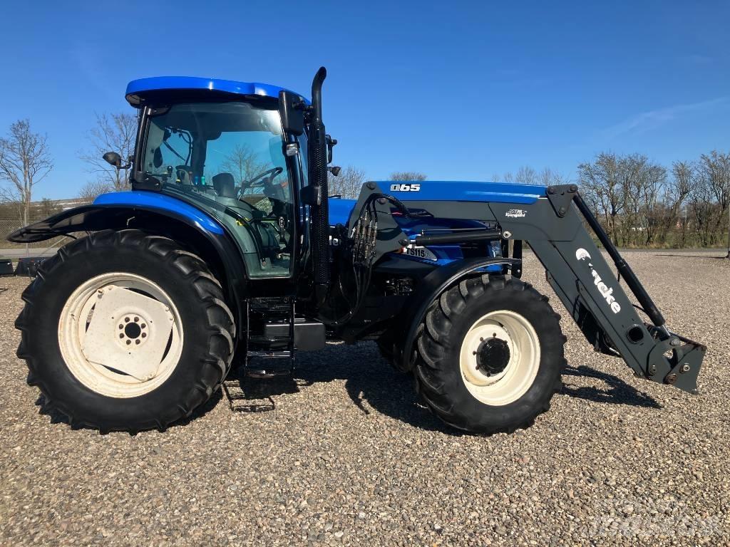 New Holland TS 115 A 트랙터