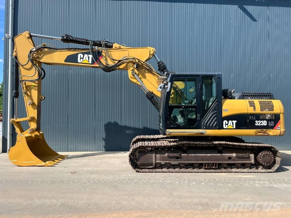 CAT 323D LN VA 대형 굴삭기 29톤 이상