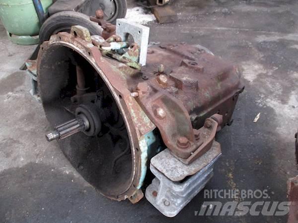 ZF S4-90 기어박스