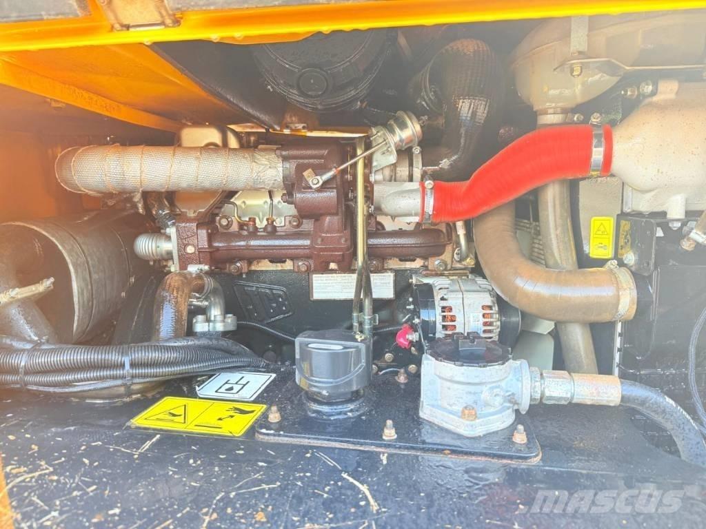 JCB 6 T 건설현장 덤프트럭