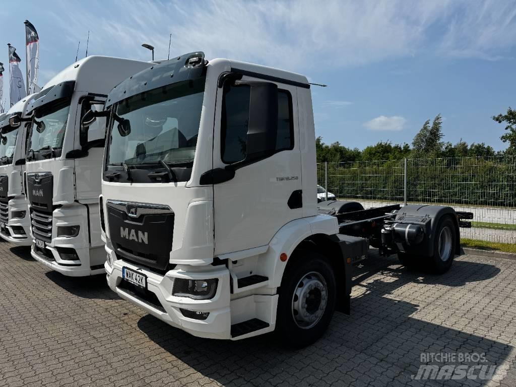 MAN TGM 18.290 새시 운전실 트럭