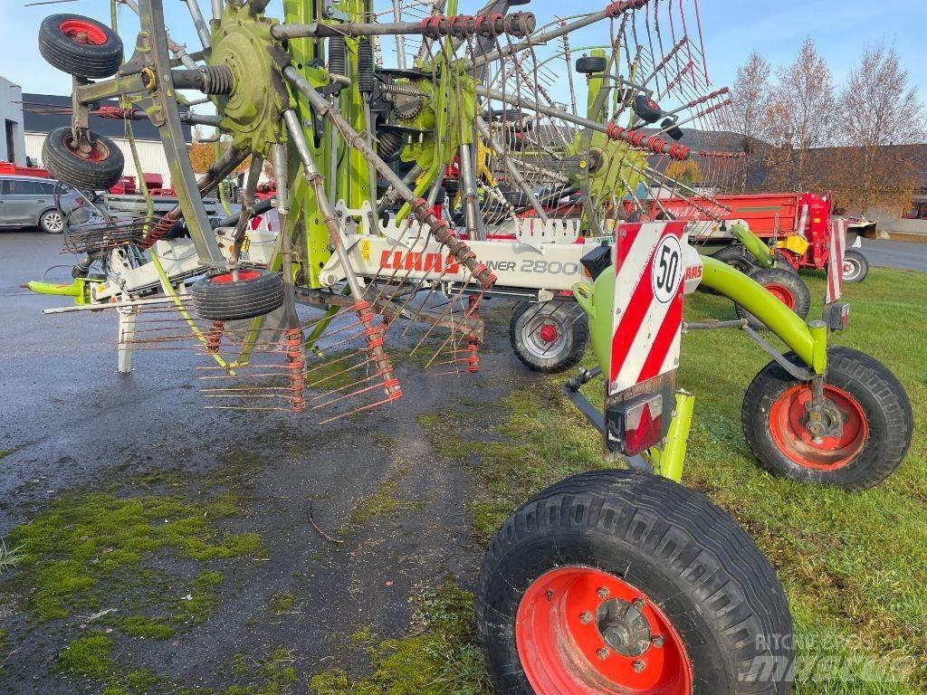 CLAAS Liner 2800 갈퀴 및 테더