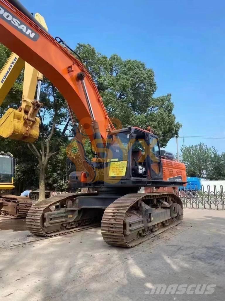 Doosan DX530 LC 대형 굴삭기 29톤 이상