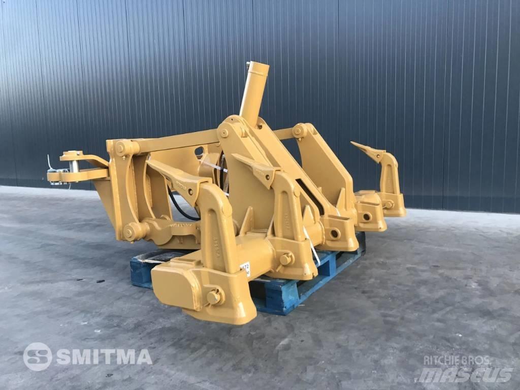 CAT 120M 스크레퍼