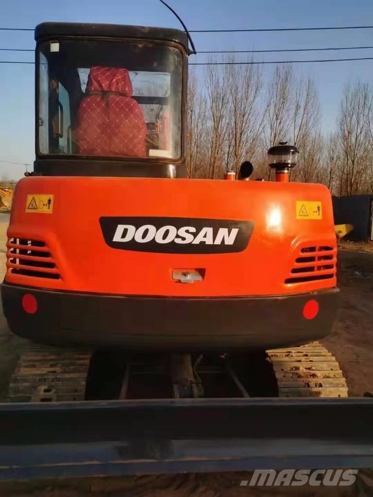 Doosan DH55 소형 굴삭기 7톤 미만