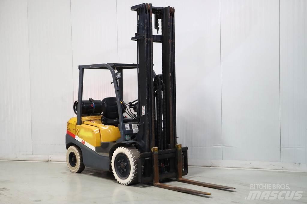 TCM FG30T3 LPG 지게차