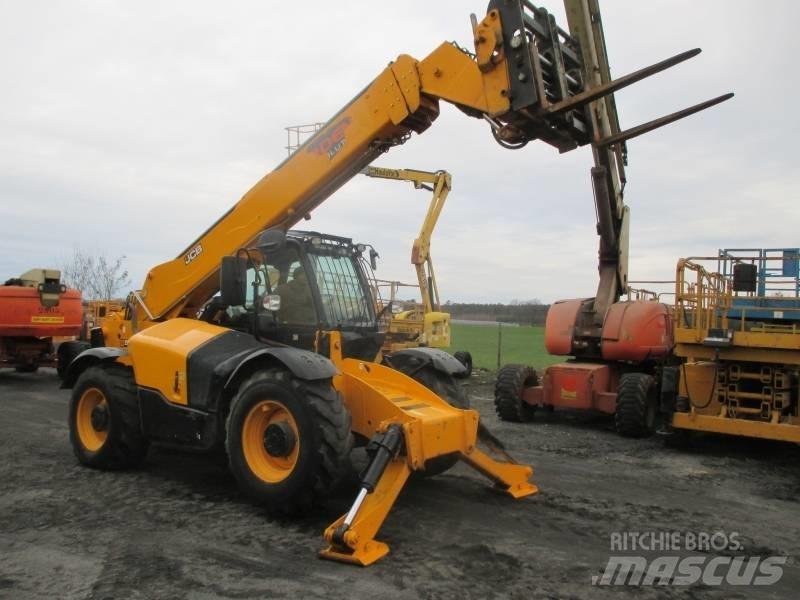 JCB 540-140 텔러 핸들러