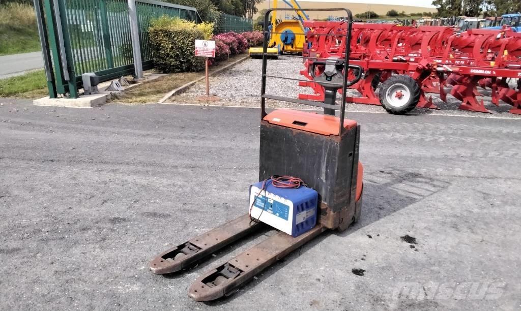 Toyota LWE 180 경량 리프터