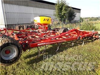 Horsch Cruiser 7 XL 끌 달린 쟁기