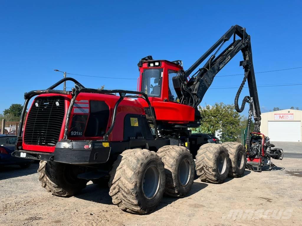 Komatsu 931 XC 원목 하베스터