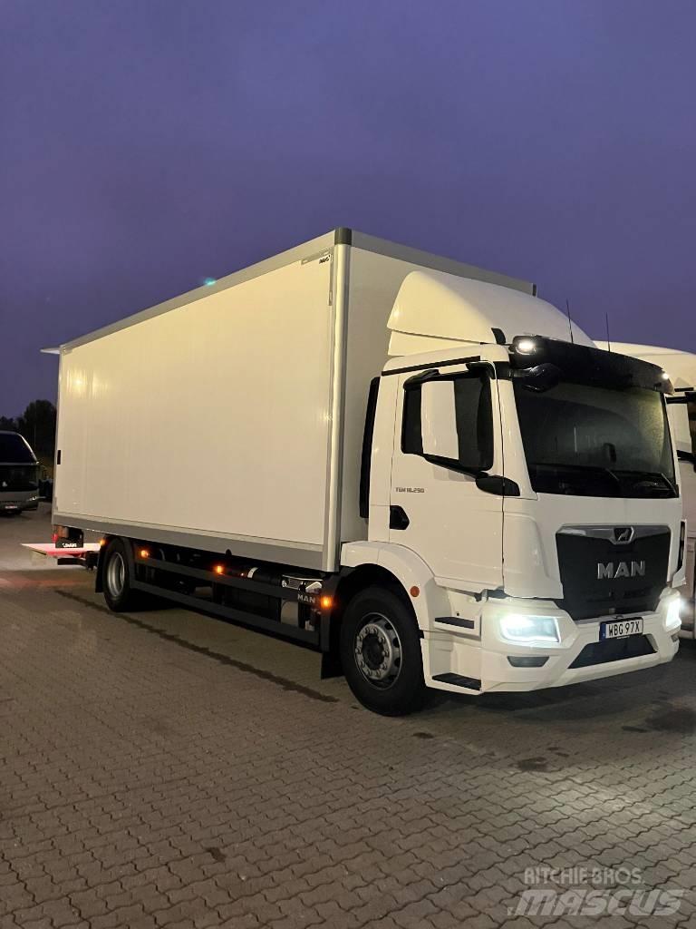 MAN TGM 18.290 4X2 탑차 트럭