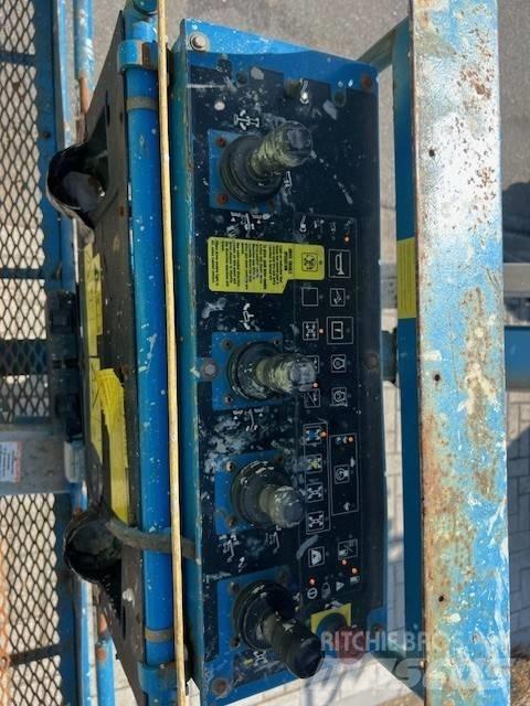 Genie Z 135 관절형 전동이동 리프트