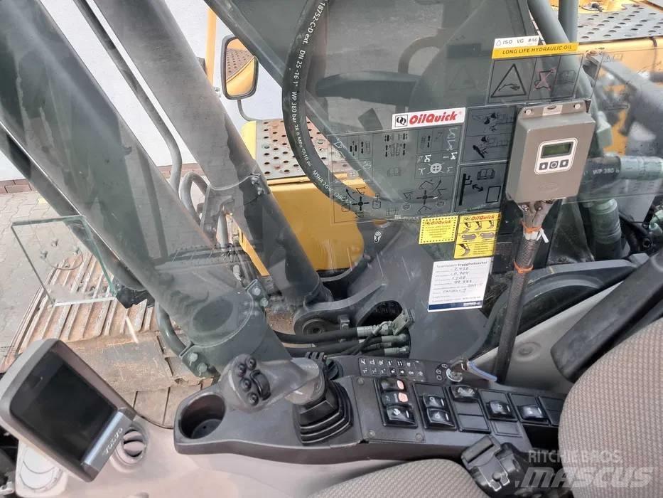 Volvo EC 220 DL 대형 굴삭기 29톤 이상