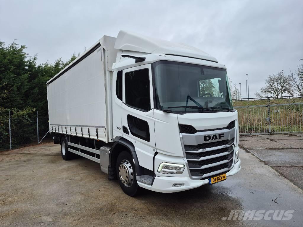 DAF XD 370 커튼사이더 트럭
