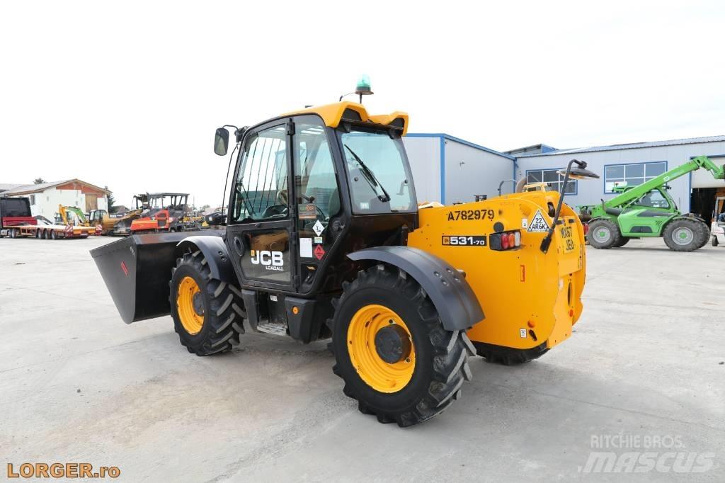 JCB 531-70 프론트 로더 및 굴착기