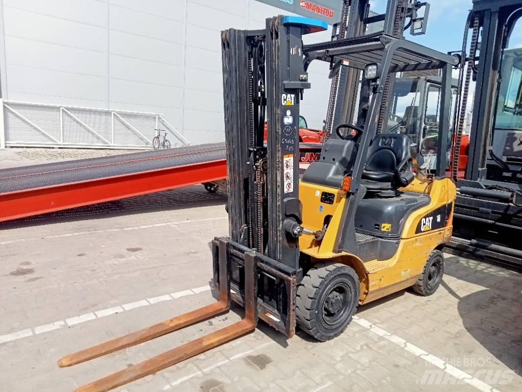CAT GP 18 NT LPG 지게차