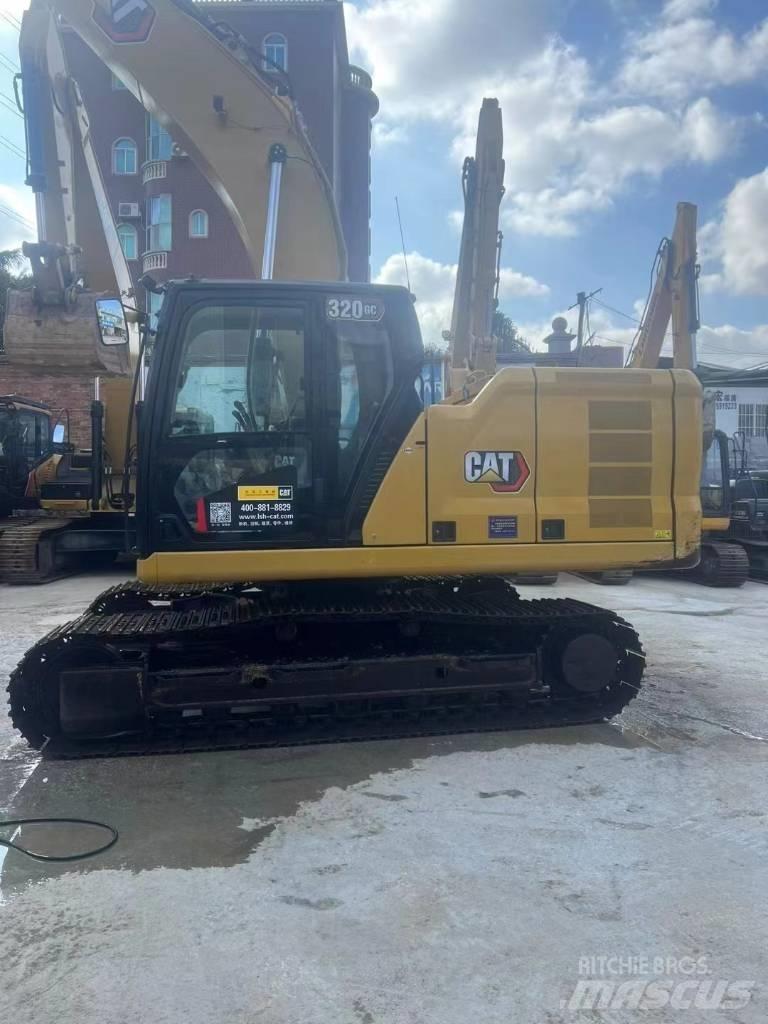 CAT 320 대형 굴삭기 29톤 이상