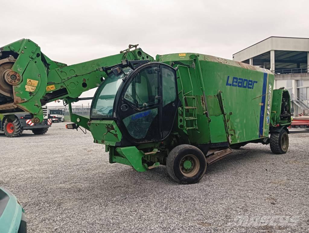 Faresin LEADER 2600 믹서 피더