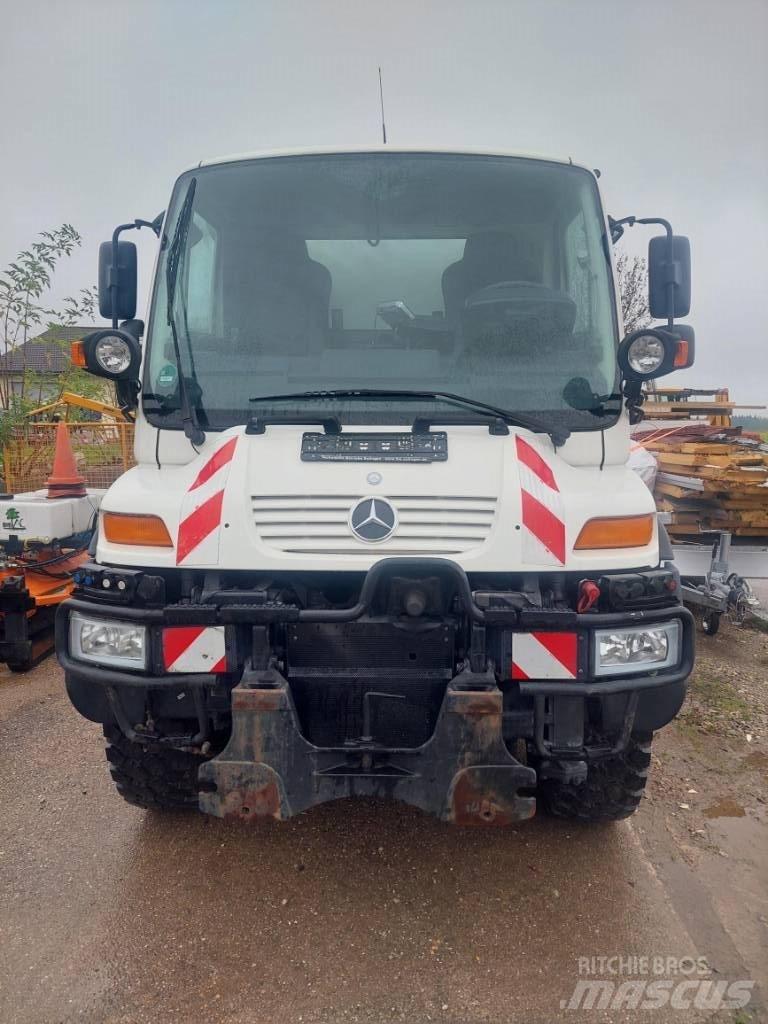 Unimog U400 다목적 장비