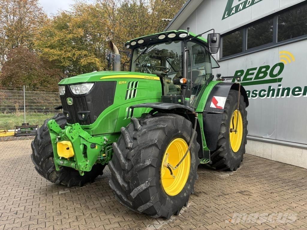John Deere 6215R 트랙터
