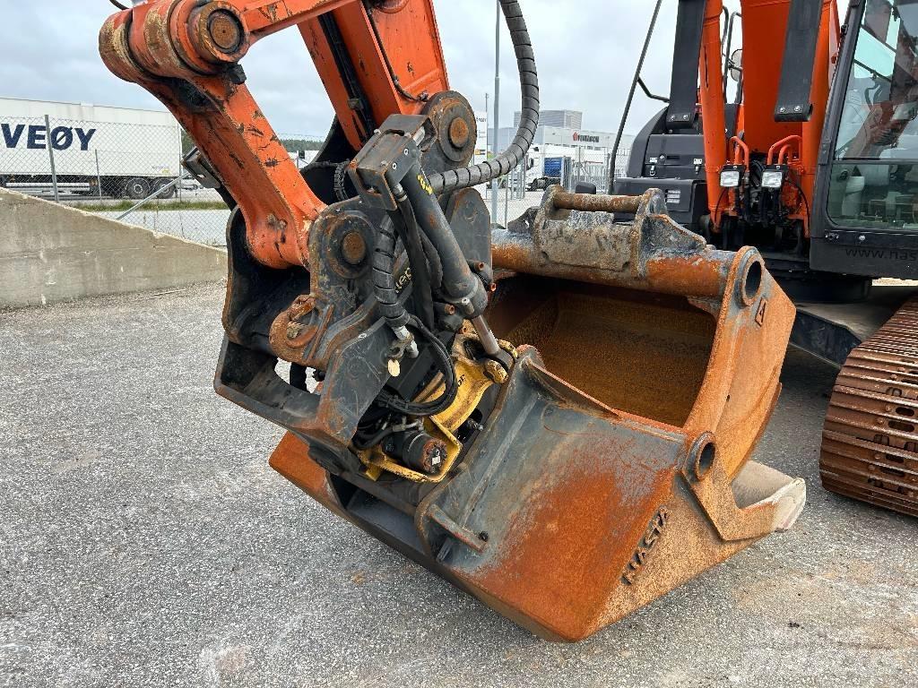 Hitachi ZX 210 LC-6 대형 굴삭기 29톤 이상