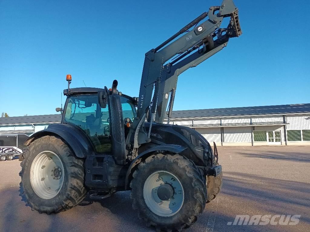 Valtra T174E Versu 트랙터