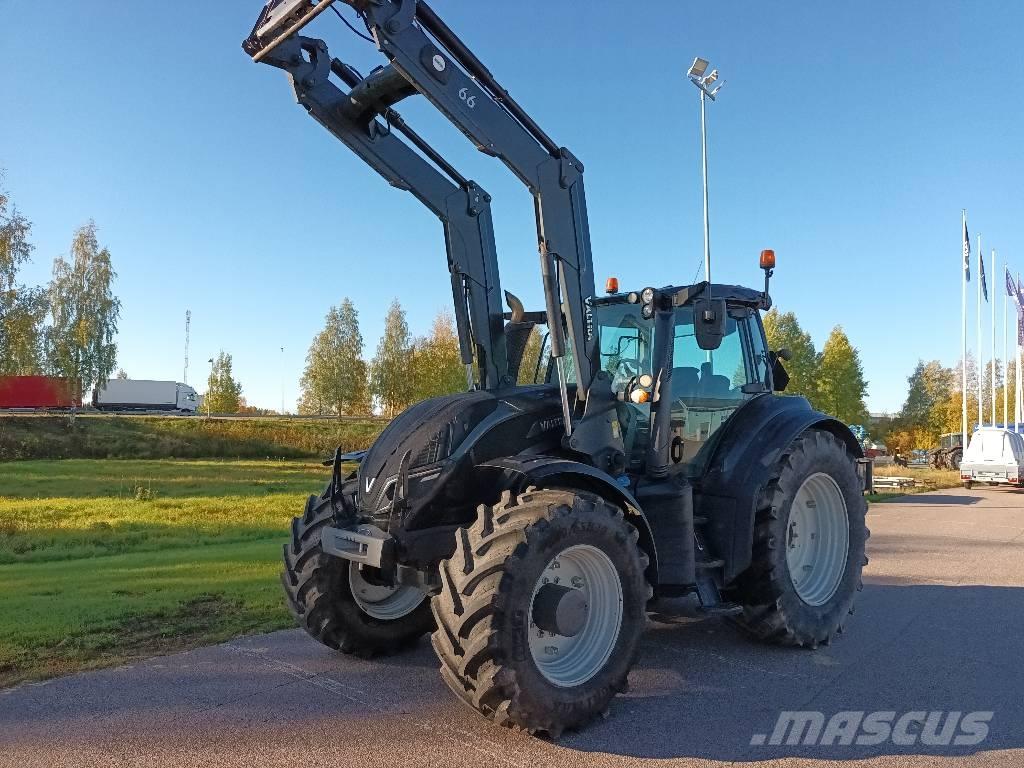 Valtra T174E Versu 트랙터