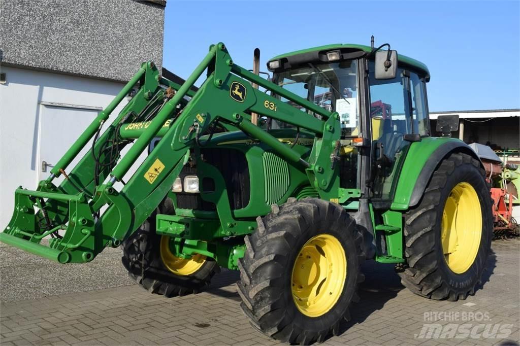 John Deere 6220 트랙터