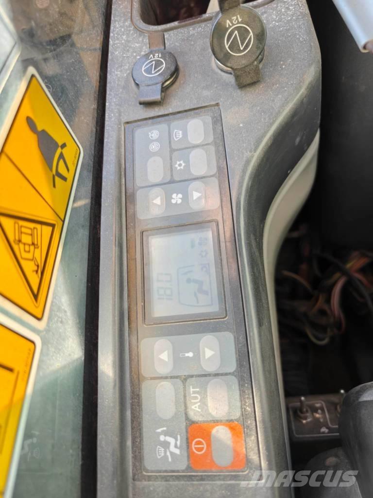 CAT 320 D LRR 대형 굴삭기 29톤 이상