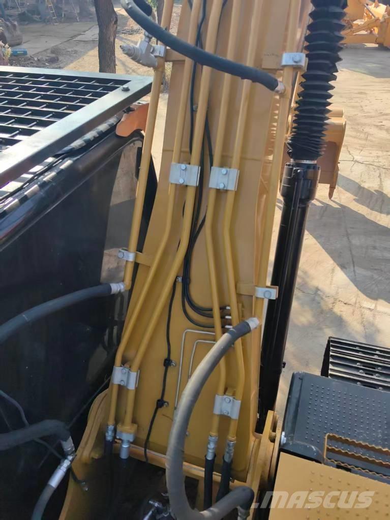 CAT 320 D2L 대형 굴삭기 29톤 이상