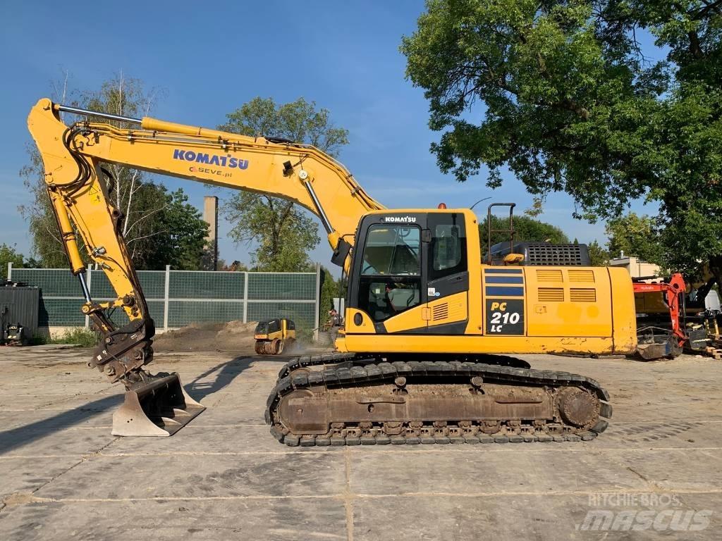 Komatsu PC210 LC-11 대형 굴삭기 29톤 이상