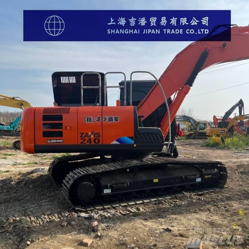 Hitachi ZX 240 대형 굴삭기 29톤 이상