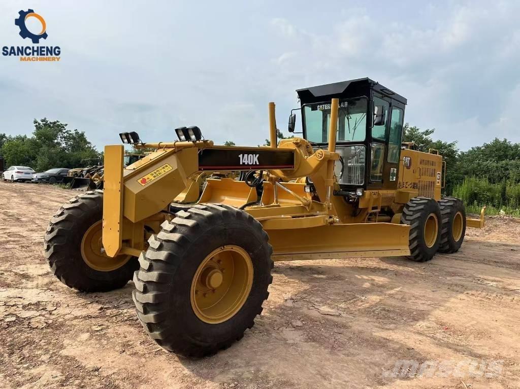 CAT 140K 그레이더