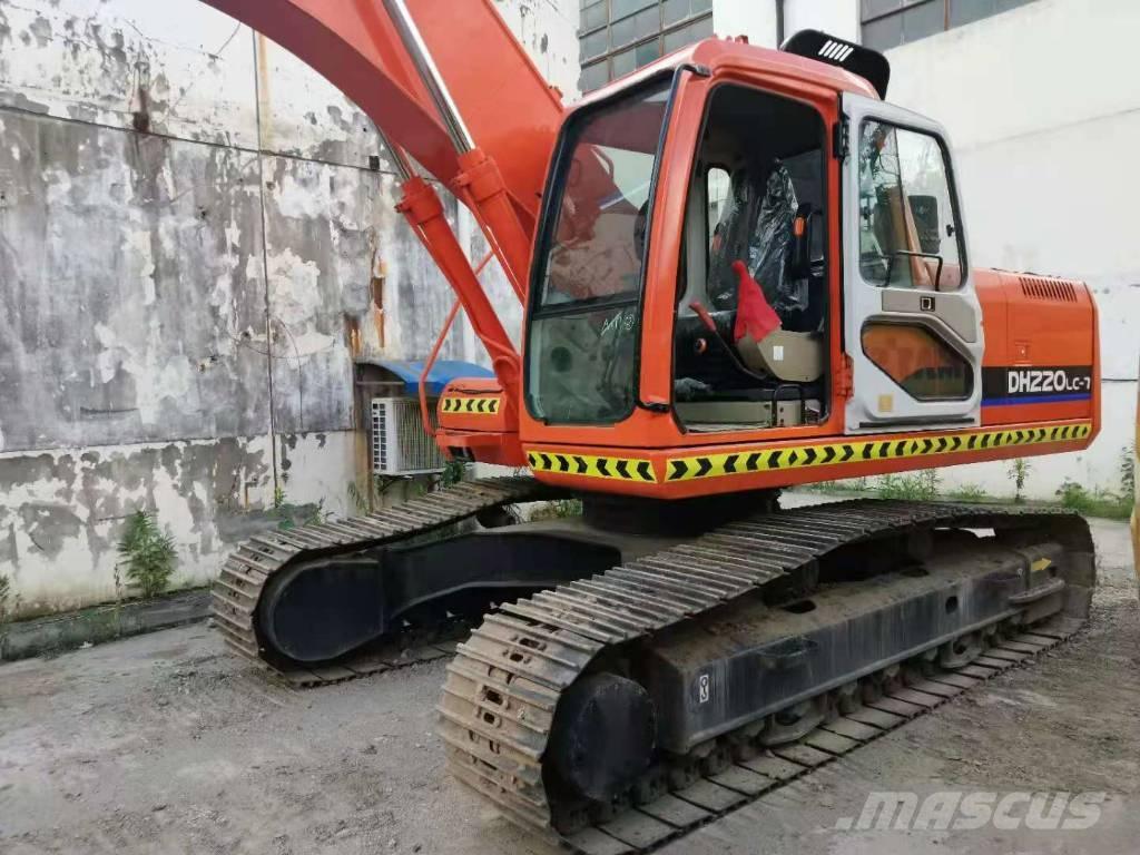 Doosan DH 220 LC-7 대형 굴삭기 29톤 이상