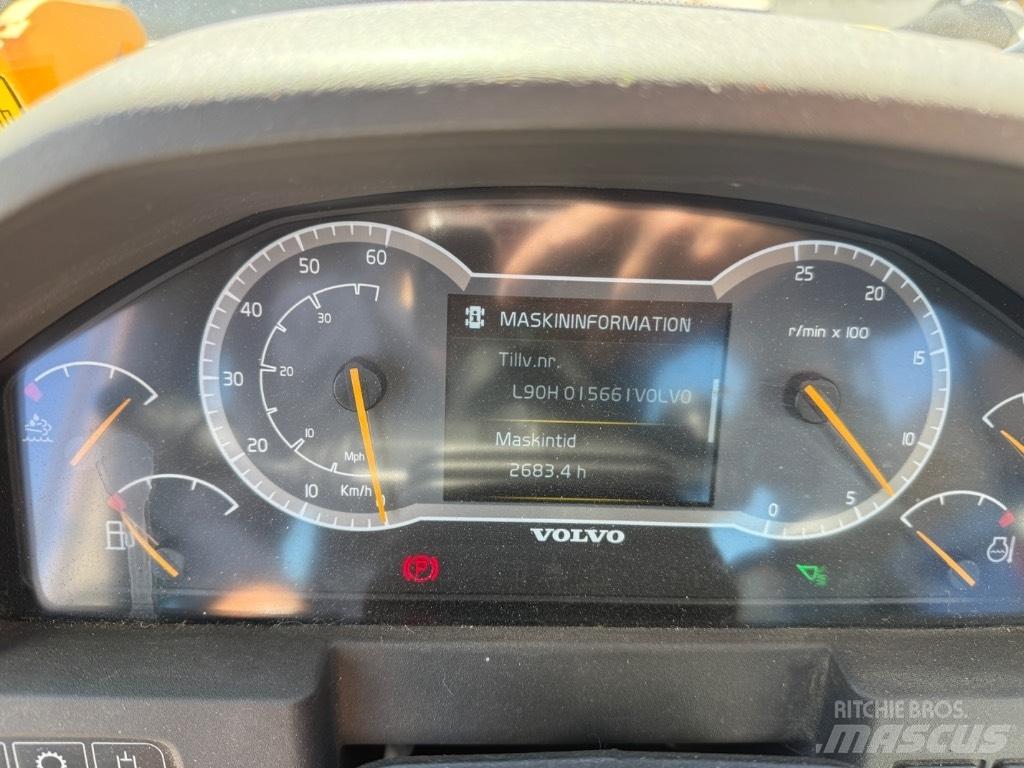 Volvo L90H  휠로우더