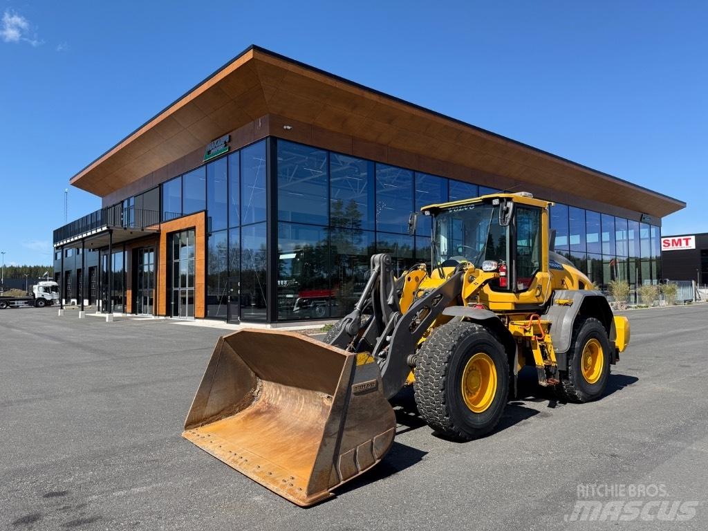 Volvo L90H  휠로우더