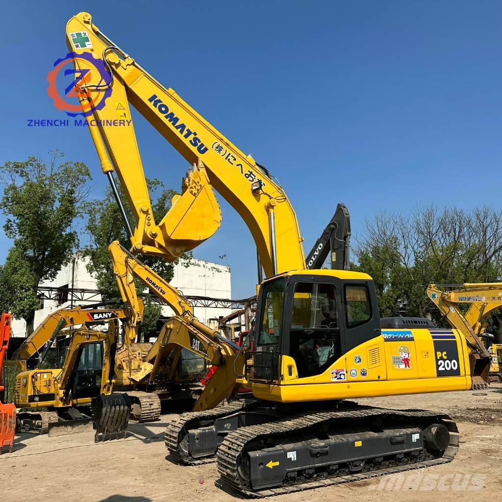 Komatsu PC 200-7 대형 굴삭기 29톤 이상