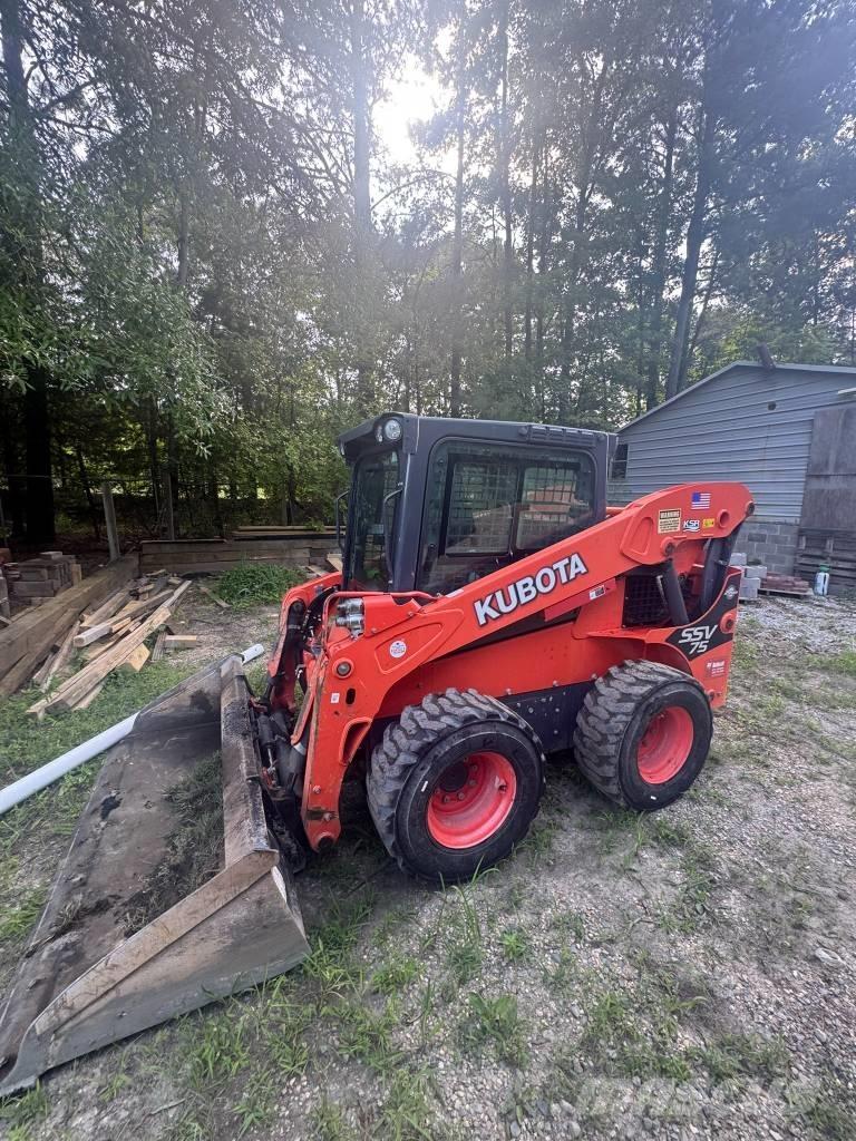Kubota SSV 75  스키드로더