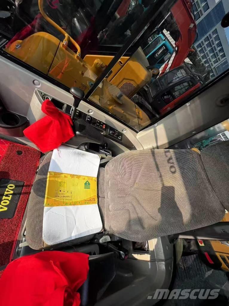 Volvo EC 60 C 대형 굴삭기 29톤 이상