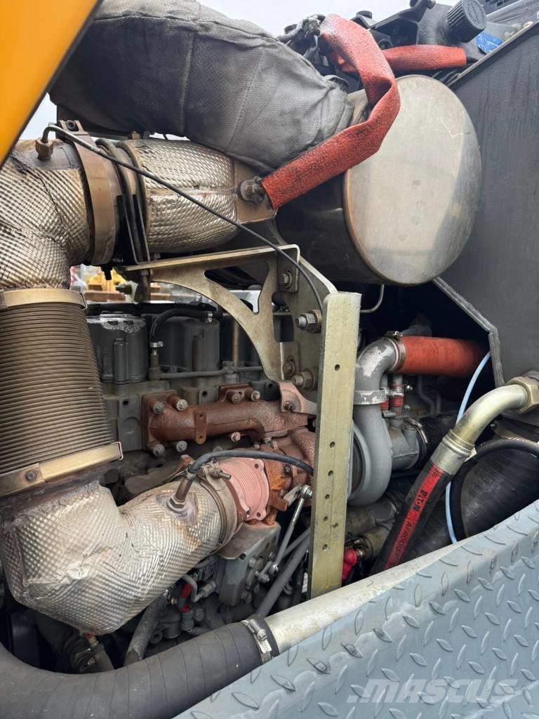 Liebherr L556  휠로우더