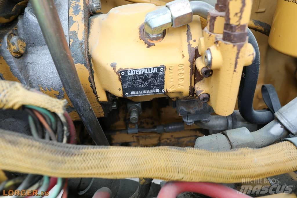 CAT 730 연결식 홀러