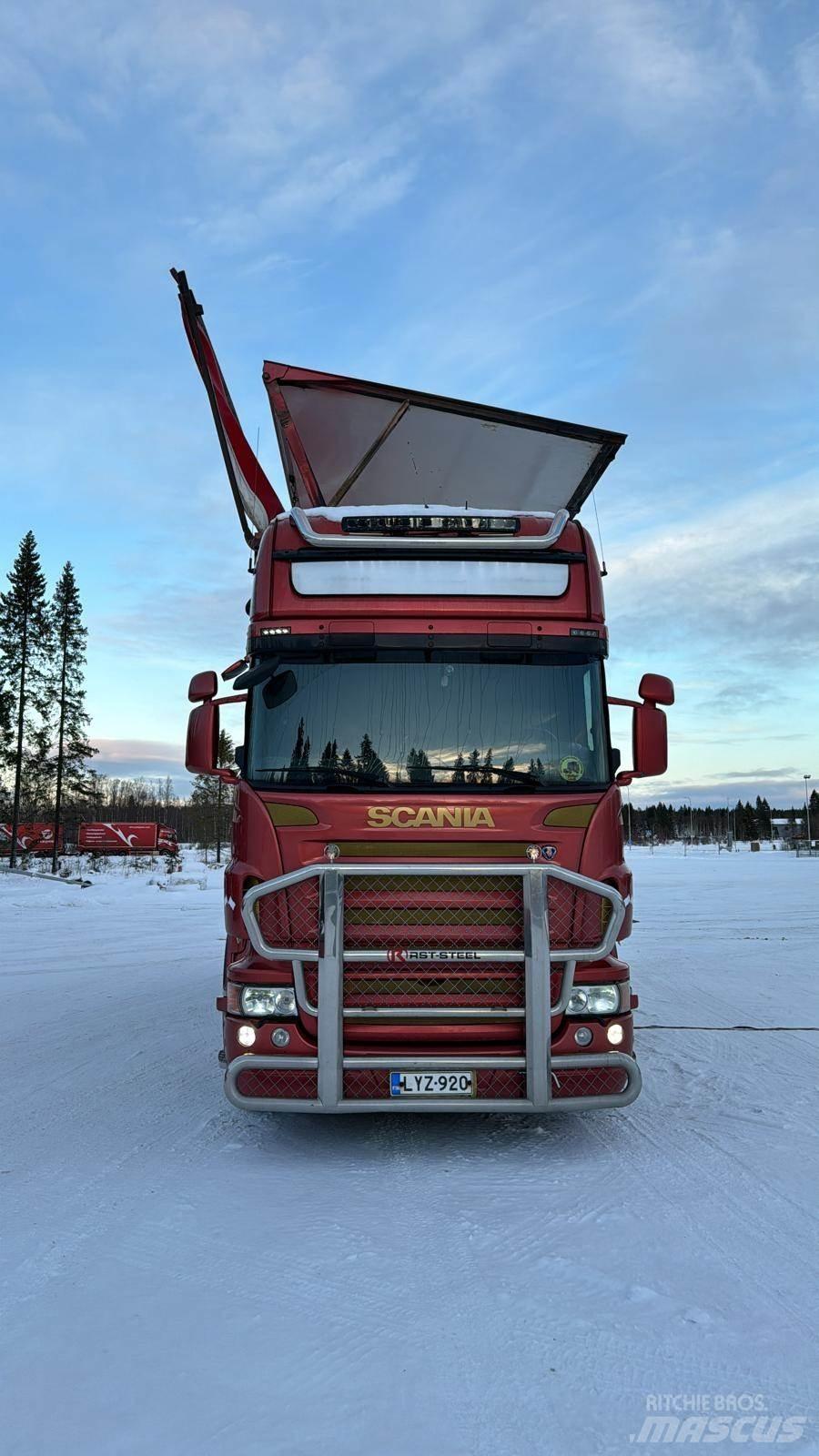 Scania R560 우드칩 트럭