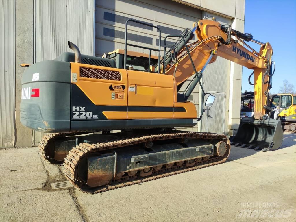 Hyundai HX220NL 대형 굴삭기 29톤 이상